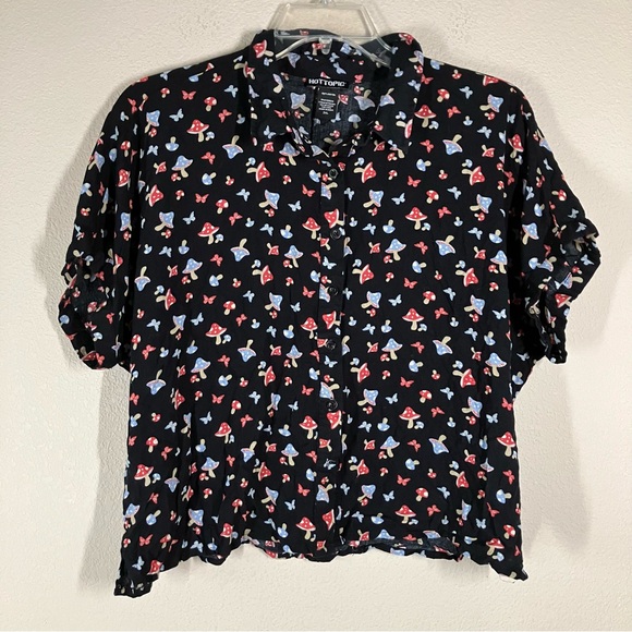 HOT TOPIC Boxy Camp Shirt Short Sleeve Button-Up Top Mushroom 2XL - Picture 7 of 9